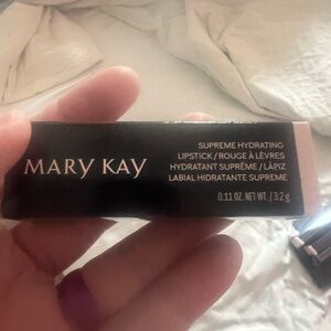 Mary Kay Supreme Hydrating Lipstick - Toasted Plum